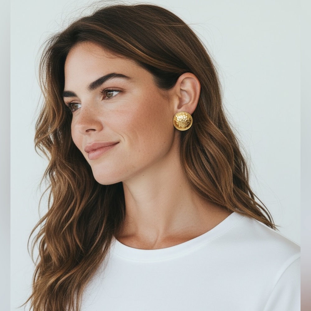 Napier Hammered Gold-Tone Domed Clip Earrings Vintage J41